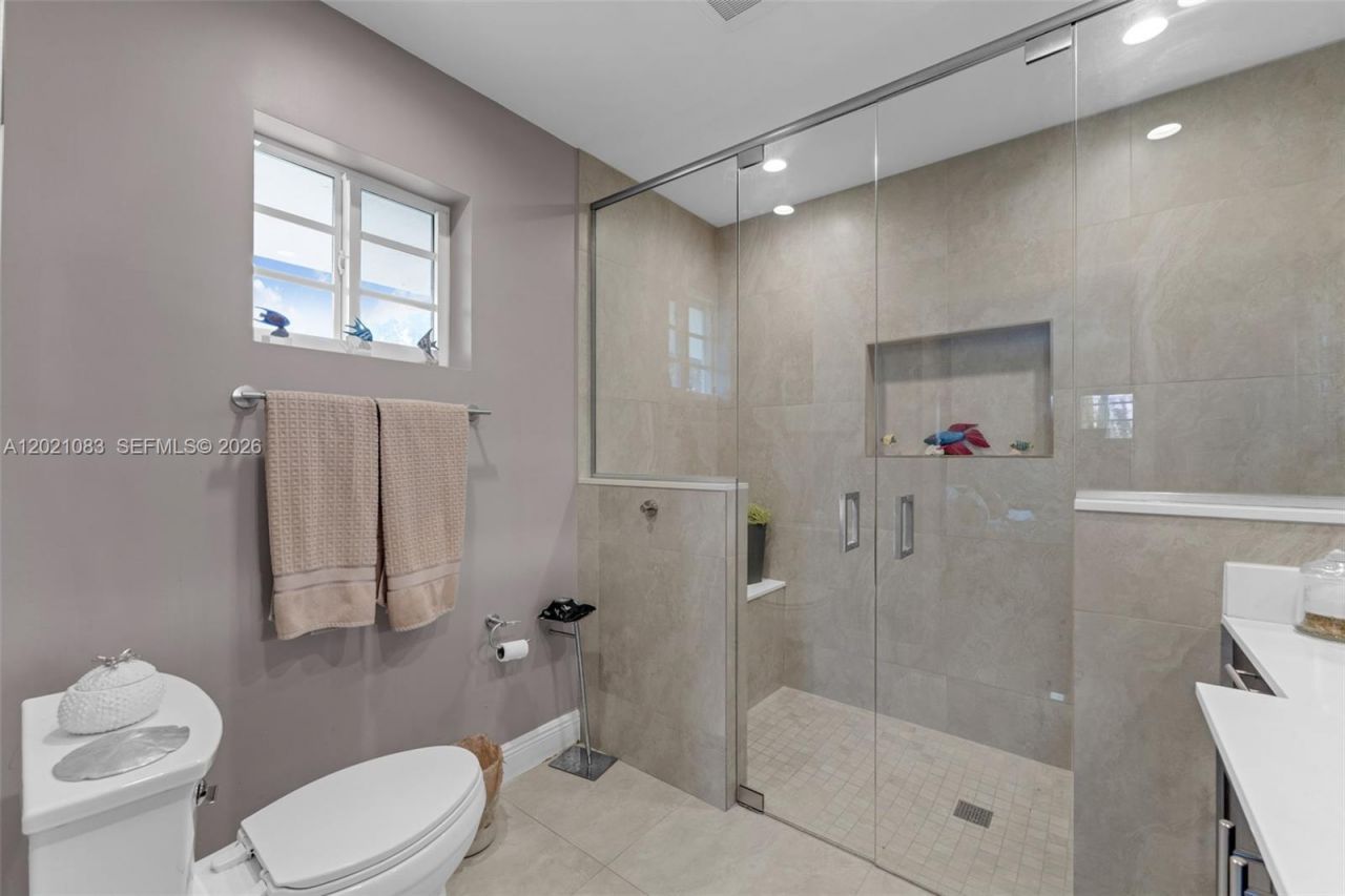 5500 SW 87th Ave, Miami, FL 33165 Photo