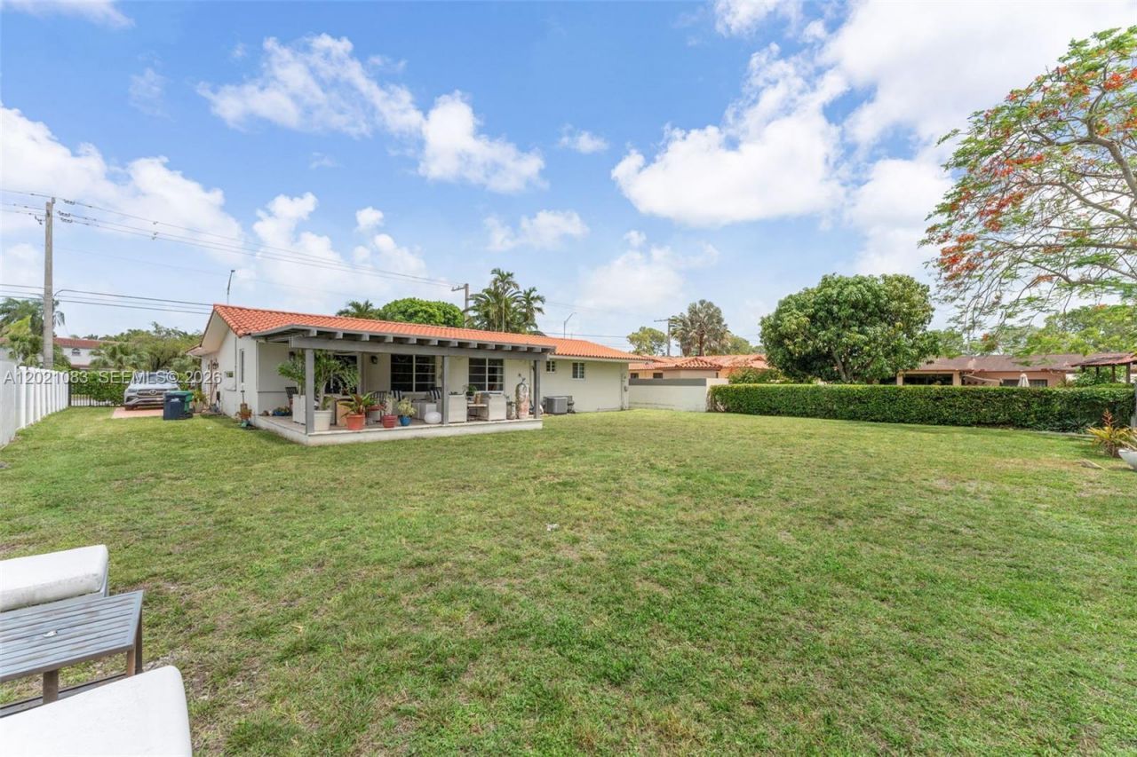 5500 SW 87th Ave, Miami, FL 33165 Photo