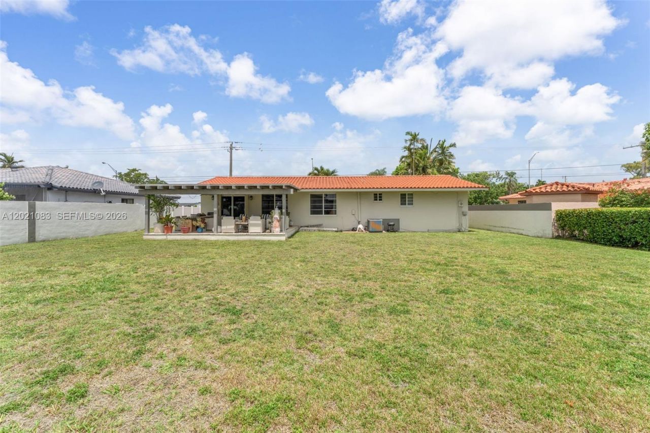 5500 SW 87th Ave, Miami, FL 33165 Photo