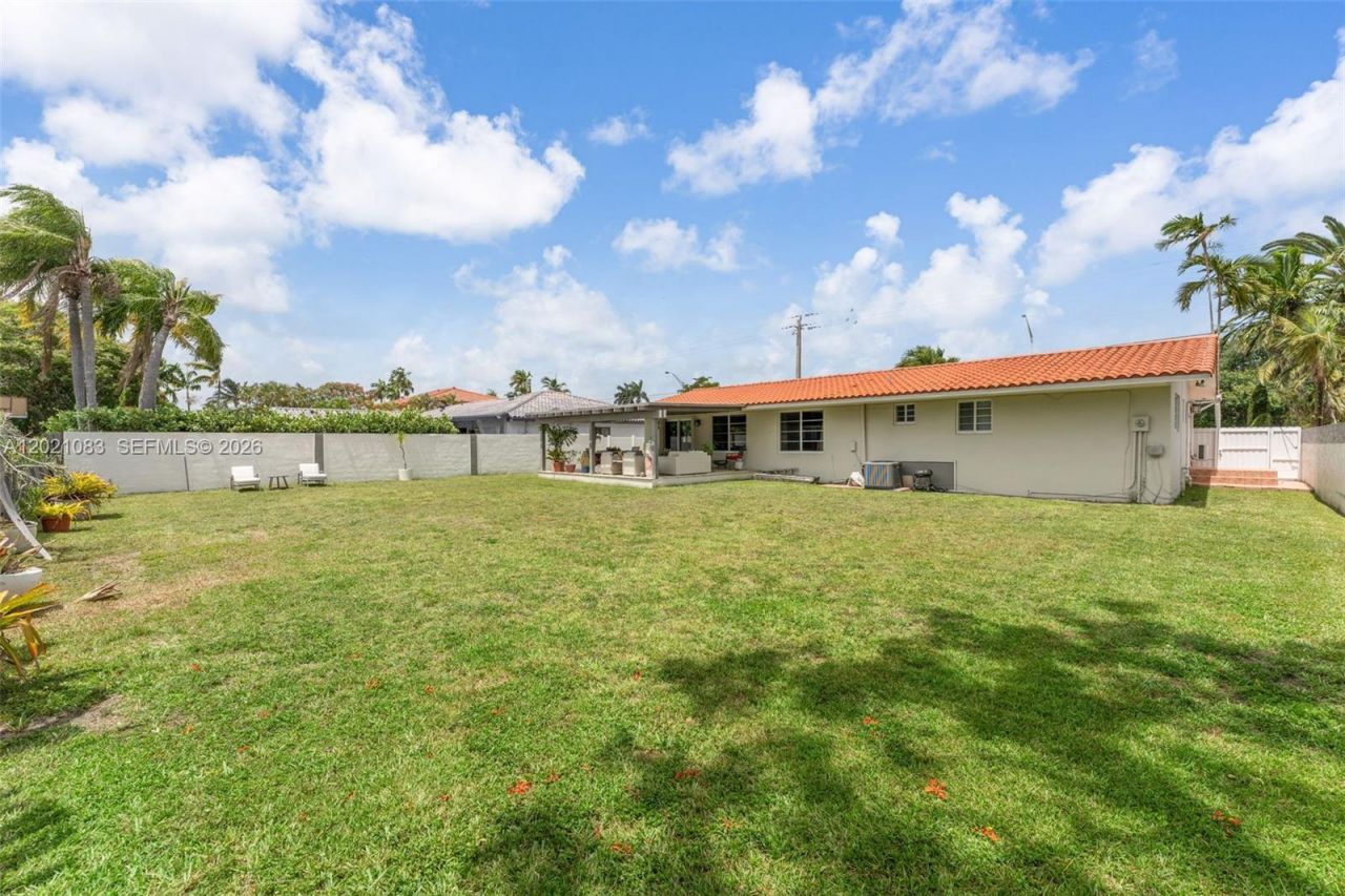 5500 SW 87th Ave, Miami, FL 33165 Photo