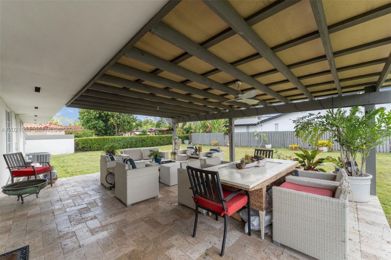5500 SW 87th Ave, Miami, FL 33165 Photo