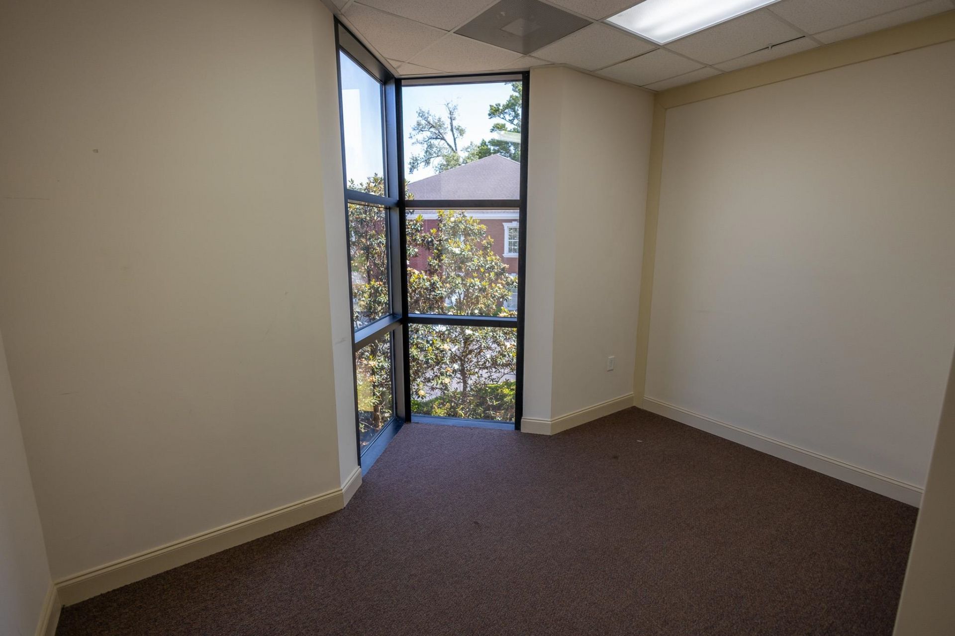 1335 44th Ave. N  Photo 6