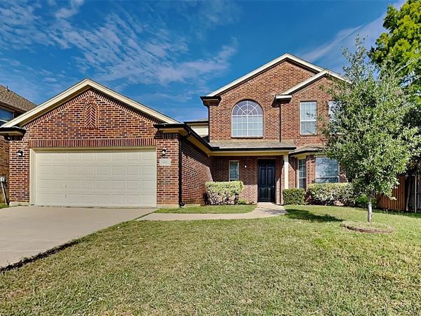 859 Evergreen Lane, Burleson, TX 76028