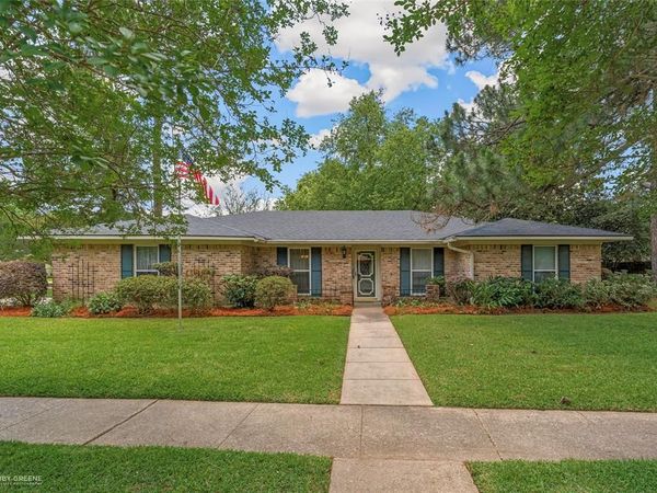 1810 Pluto Drive , Bossier City, LA 71112