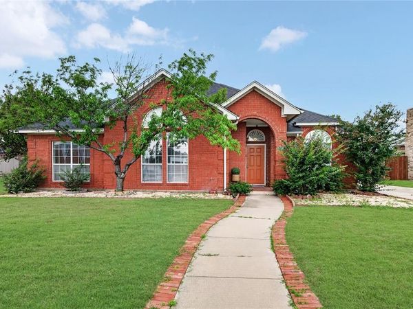2205 Davin Drive, Carrollton, TX 75006