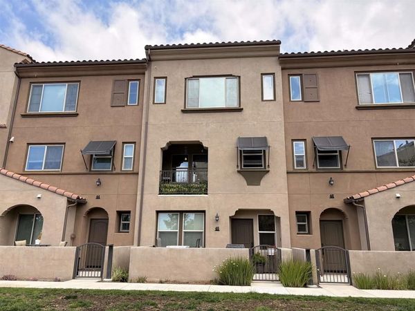 1576 Castillo Way, Unit 45, Vista, CA 92081