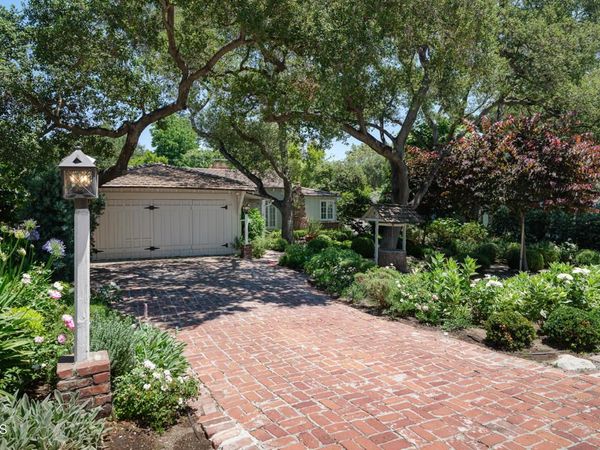 4904 Hampton Road, La Canada Flintridge, CA 91011