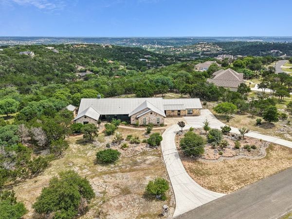 1611 Saddlewood Blvd, Kerrville, TX 78028