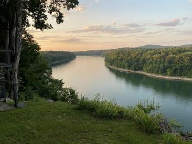1-2 Woodson Bend Resort, Bronston, KY 42518