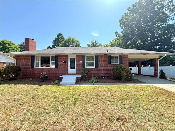 1407 Capri Road , Winston-Salem, NC 27103
