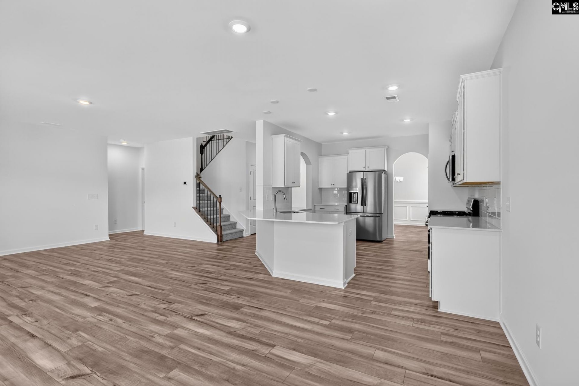 246 Foxglade Drive Photo 13
