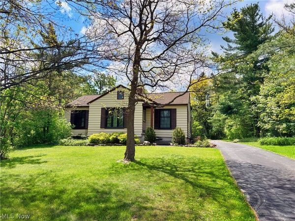 2814 E Royalton Road , Brecksville, OH 44141