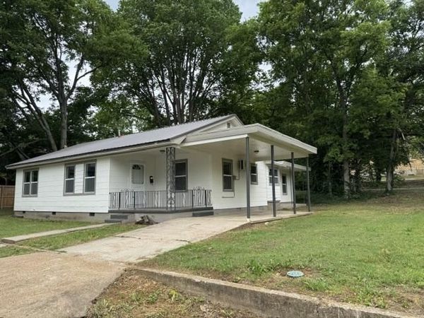 365 S 8th Street, Batesville, AR 72501