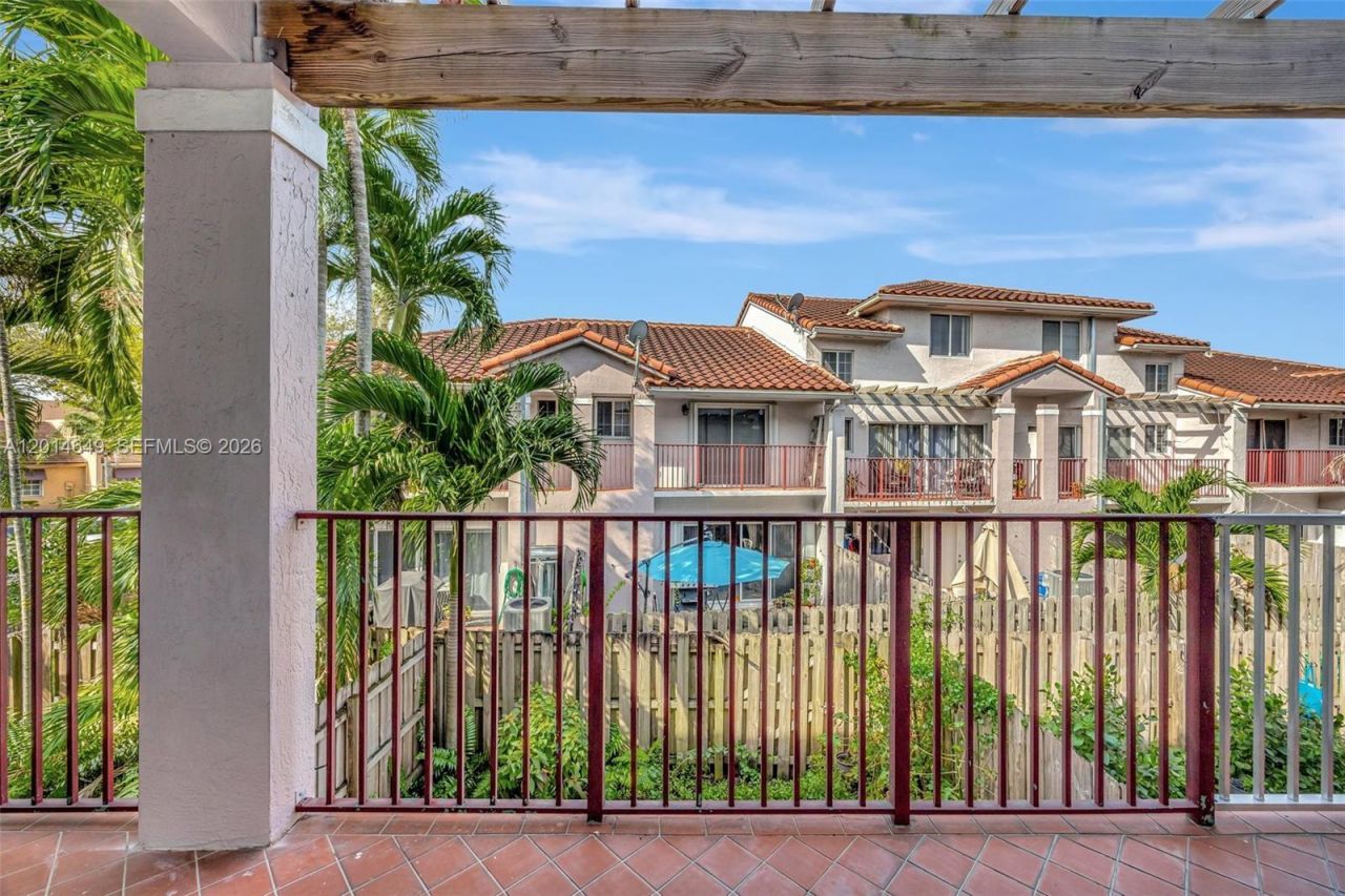 10110 SW 154th Cir Ct , Unit 105-1, Miami, FL 33196 Photo
