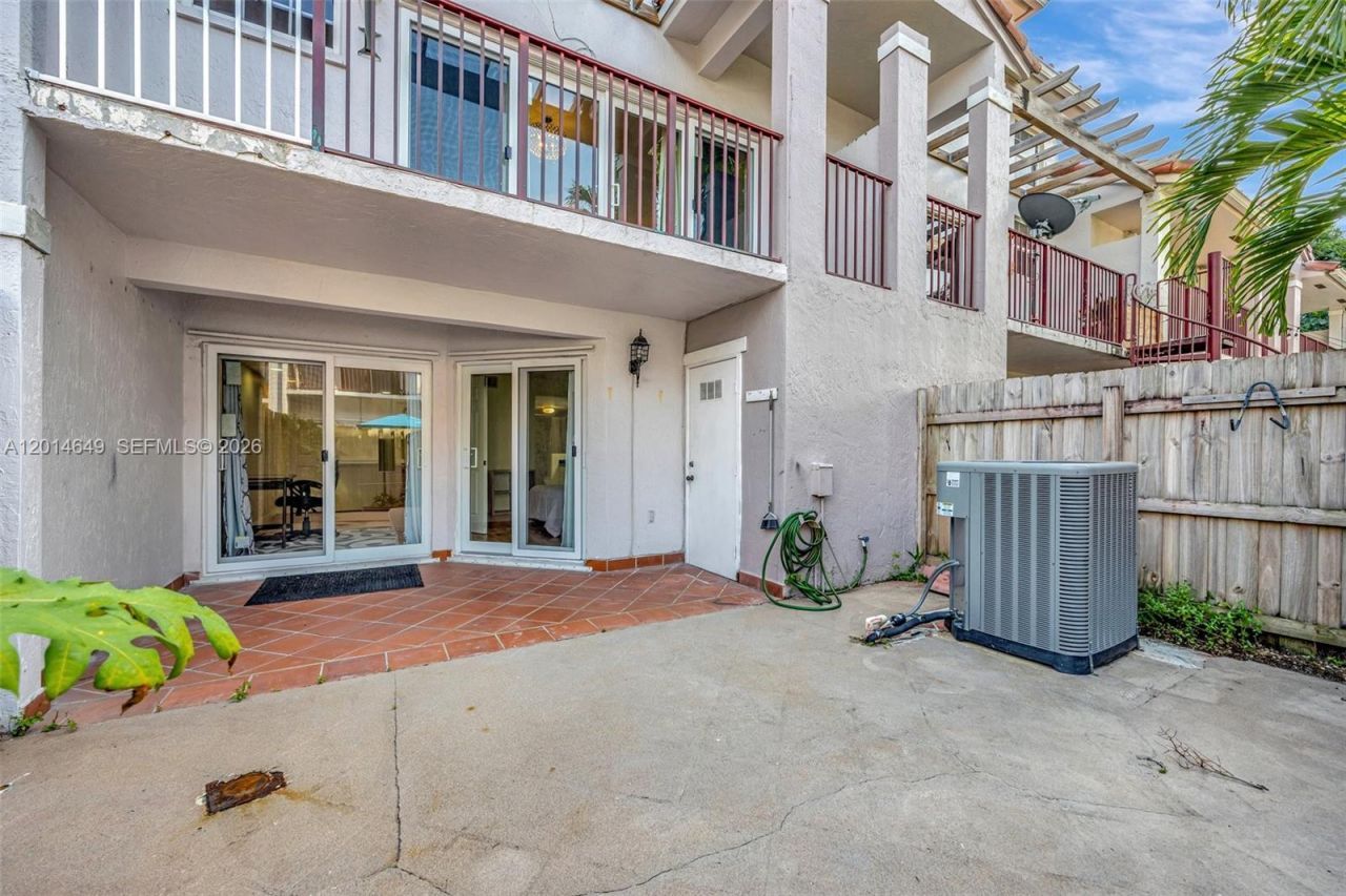 10110 SW 154th Cir Ct , Unit 105-1, Miami, FL 33196 Photo