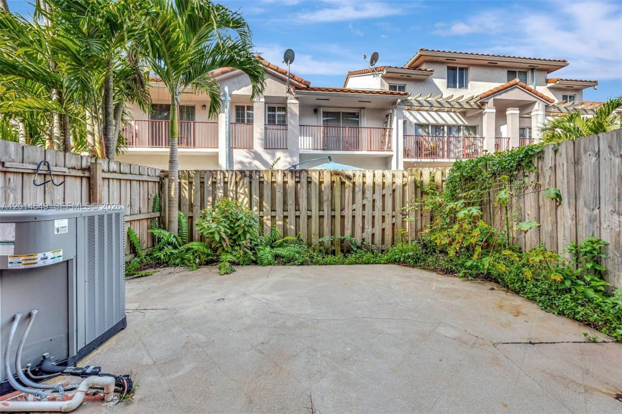 10110 SW 154th Cir Ct , Unit 105-1, Miami, FL 33196 Photo