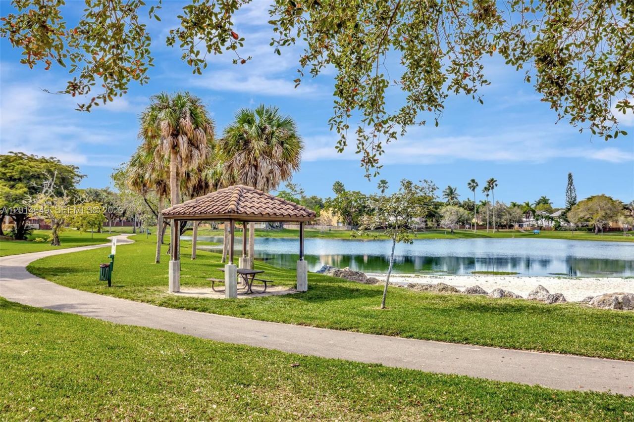 10110 SW 154th Cir Ct , Unit 105-1, Miami, FL 33196 Photo