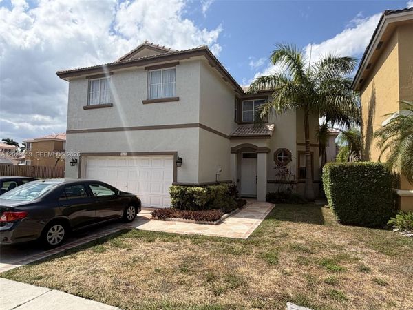 15619 SW 112th Dr , Miami, FL 33196