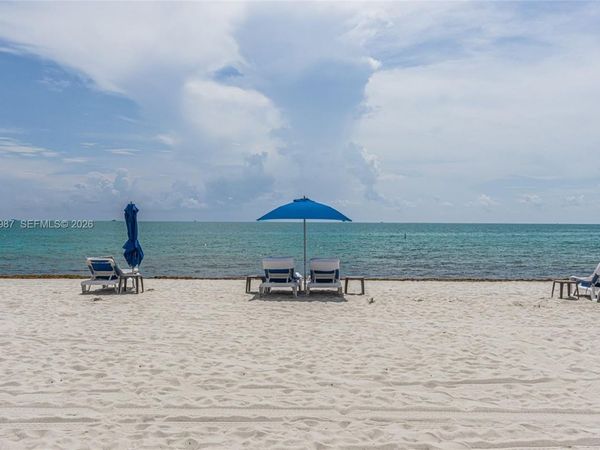 10101 Collins Ave, Unit 18C + CABA, Bal Harbour, FL 33154