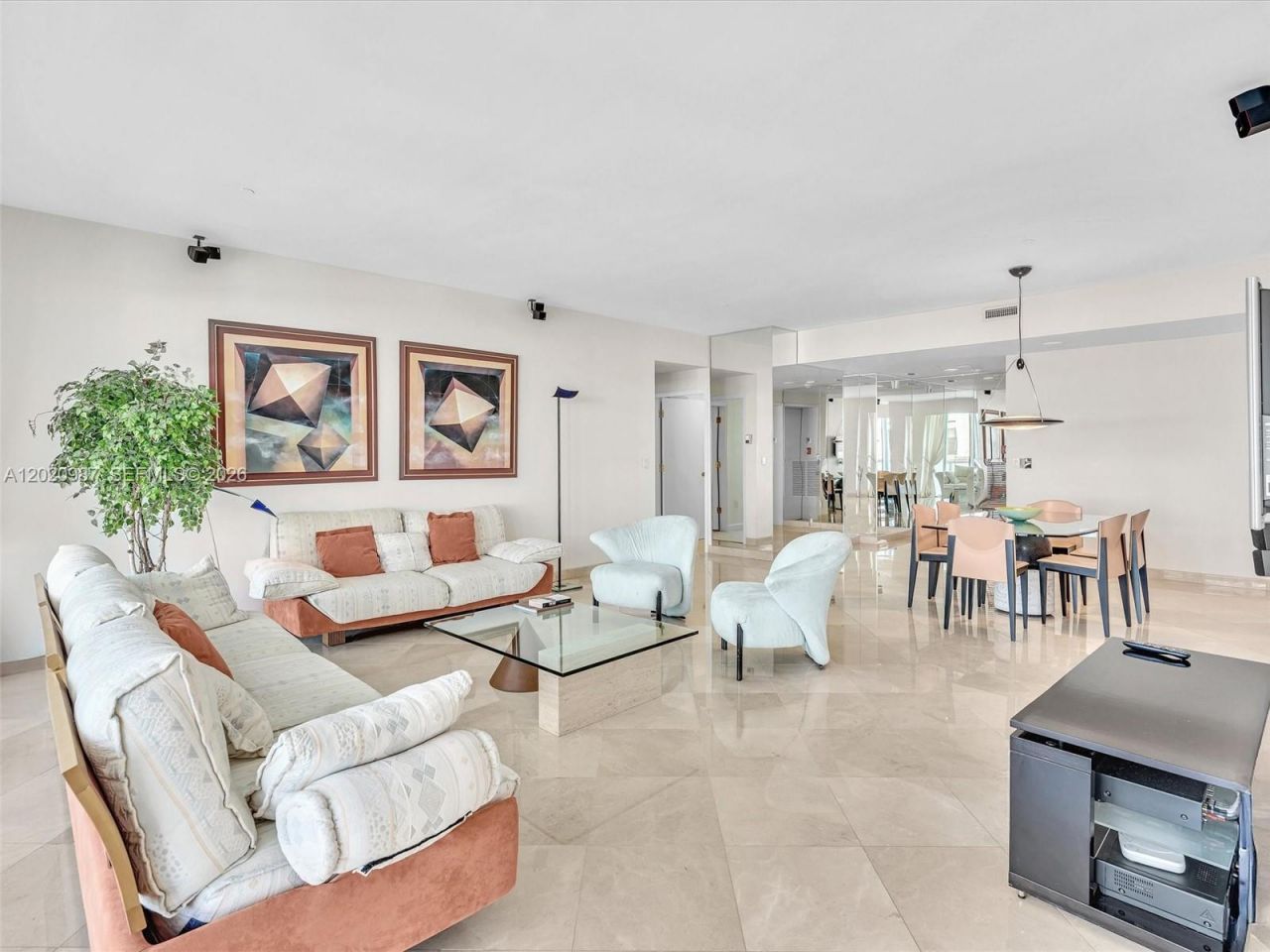 10101 Collins Ave , Unit 18C + CABA, Bal Harbour, FL 33154 Photo