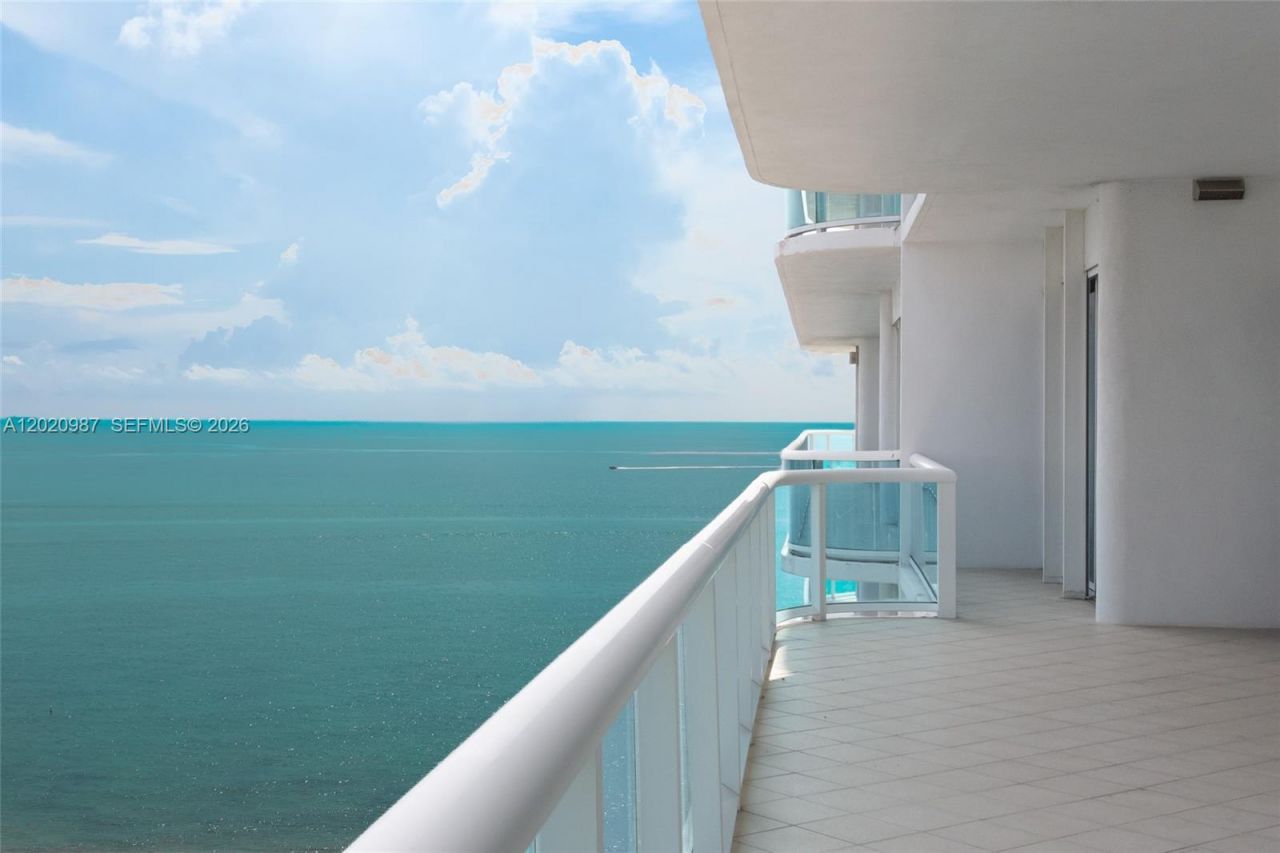10101 Collins Ave, Unit 18C + CABA, Bal Harbour, FL 33154 Photo