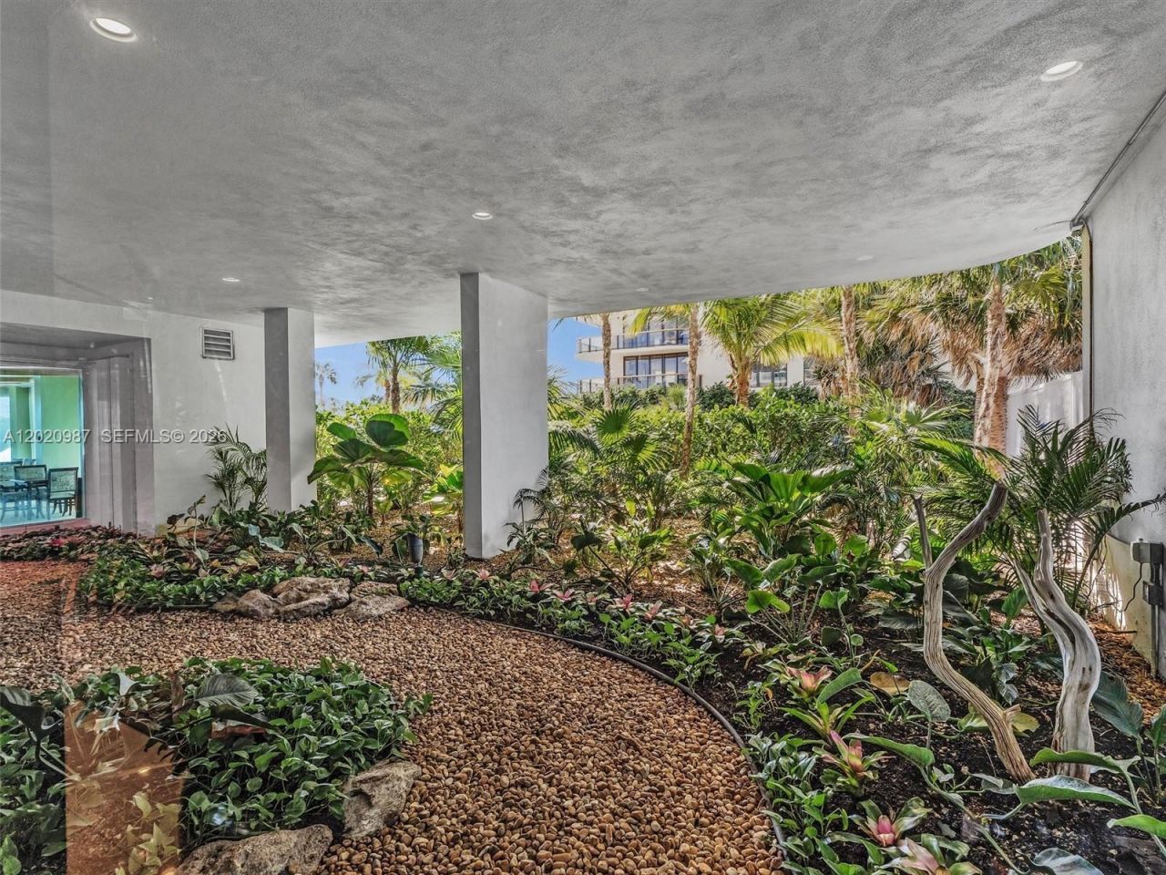 10101 Collins Ave , Unit 18C + CABA, Bal Harbour, FL 33154 Photo