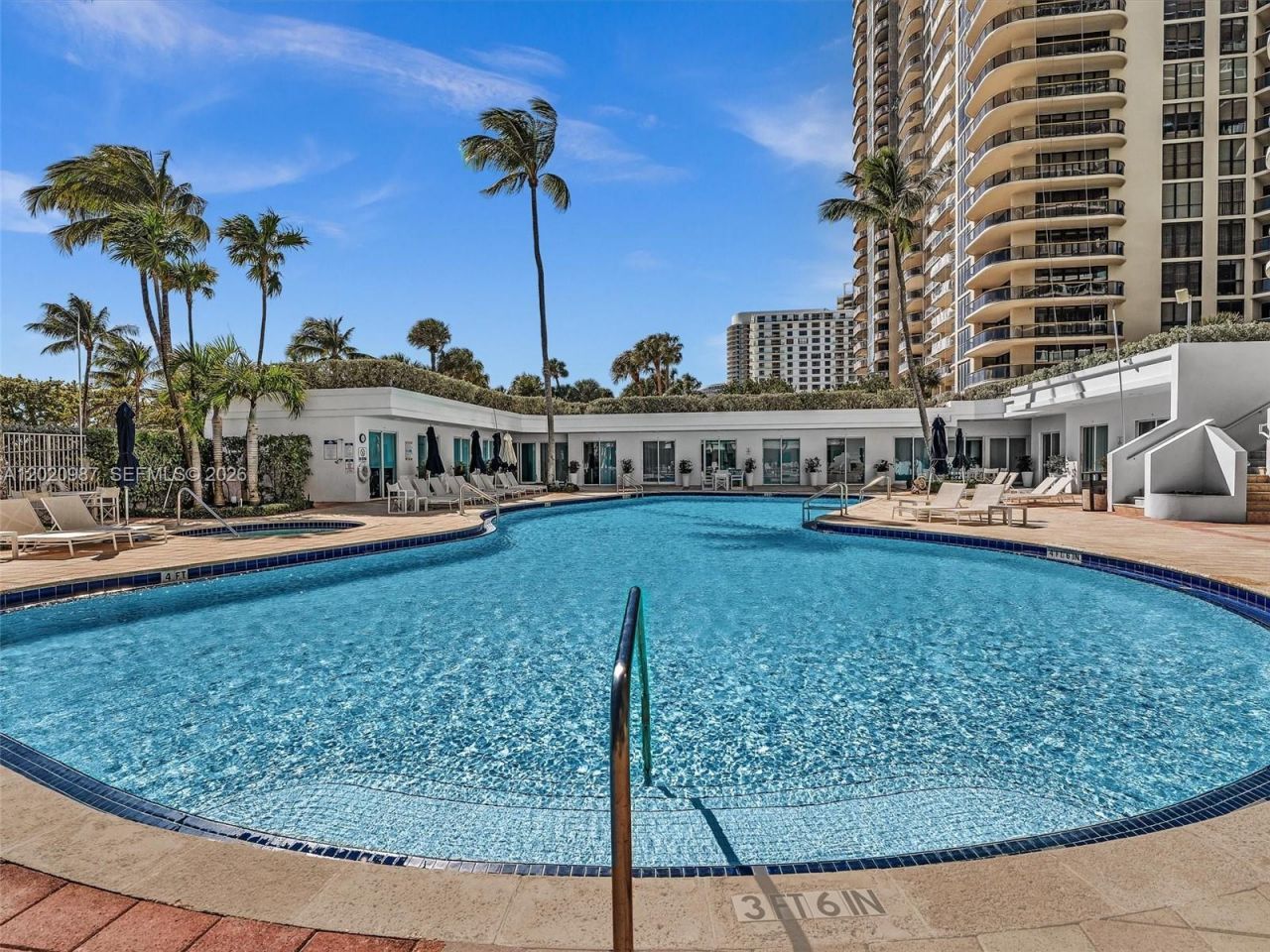 10101 Collins Ave , Unit 18C + CABA, Bal Harbour, FL 33154 Photo