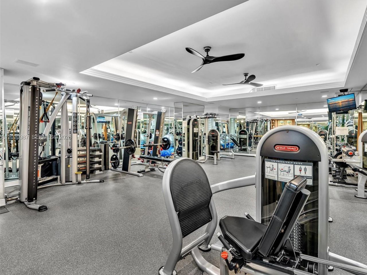 10101 Collins Ave , Unit 18C + CABA, Bal Harbour, FL 33154 Photo