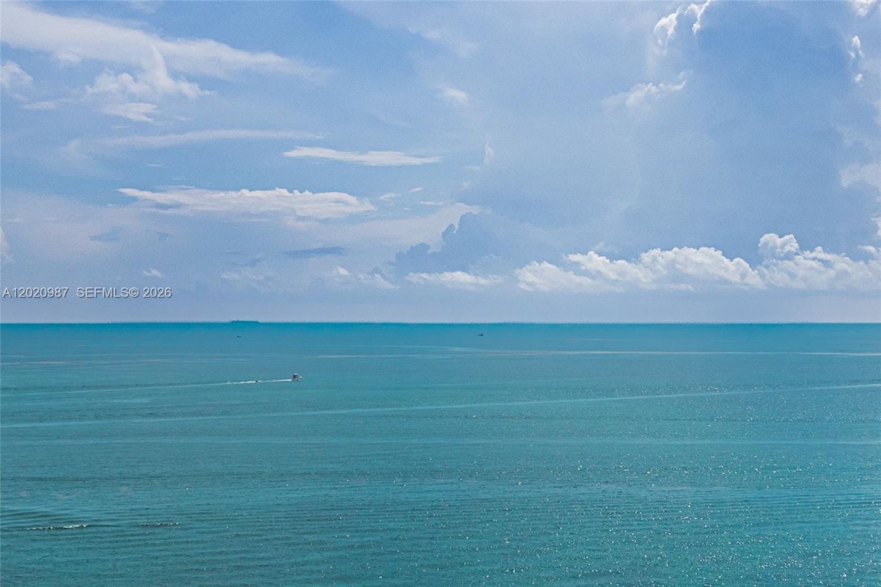 10101 Collins Ave, Unit 18C + CABA, Bal Harbour, FL 33154 Photo