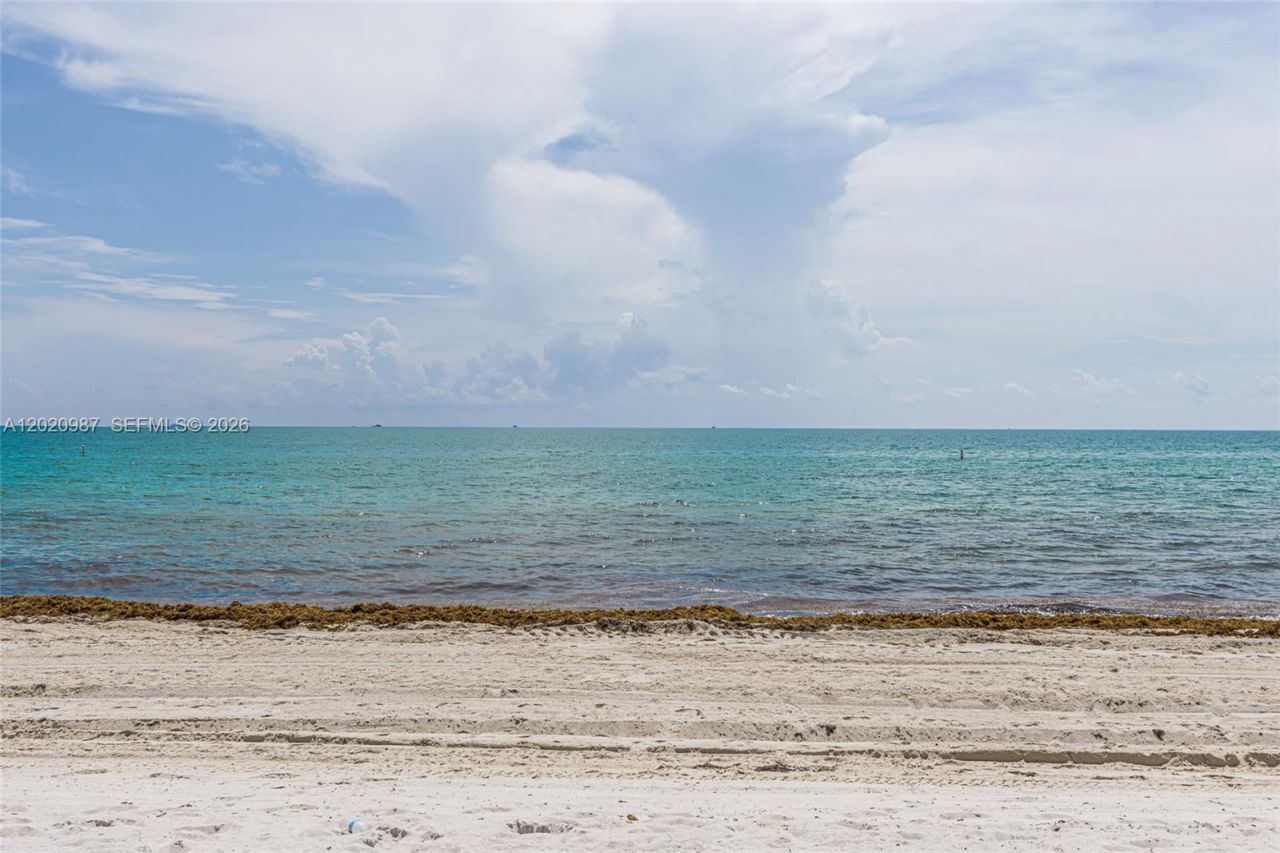 10101 Collins Ave, Unit 18C + CABA, Bal Harbour, FL 33154 Photo