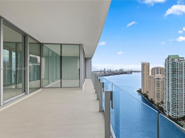 300 Biscayne Blvd Way , Unit 3404, Miami, FL 33131