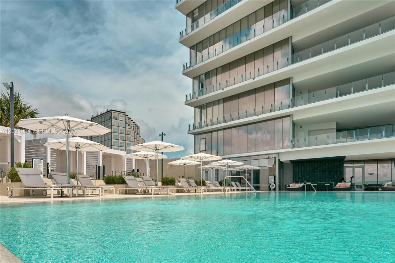 300 Biscayne Blvd Way , Unit 3404, Miami, FL 33131 Photo