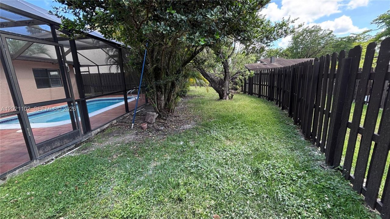 13520 SW 108th St Cir N, Unit n/a, Miami, FL 33186 Photo