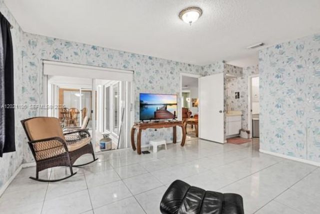 Please Call For Address, Hialeah, FL 33015 Photo
