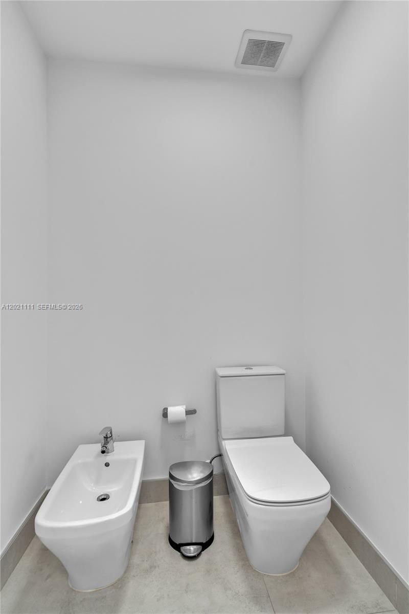 10267 NW 75th Ter, Doral, FL 33178 Photo