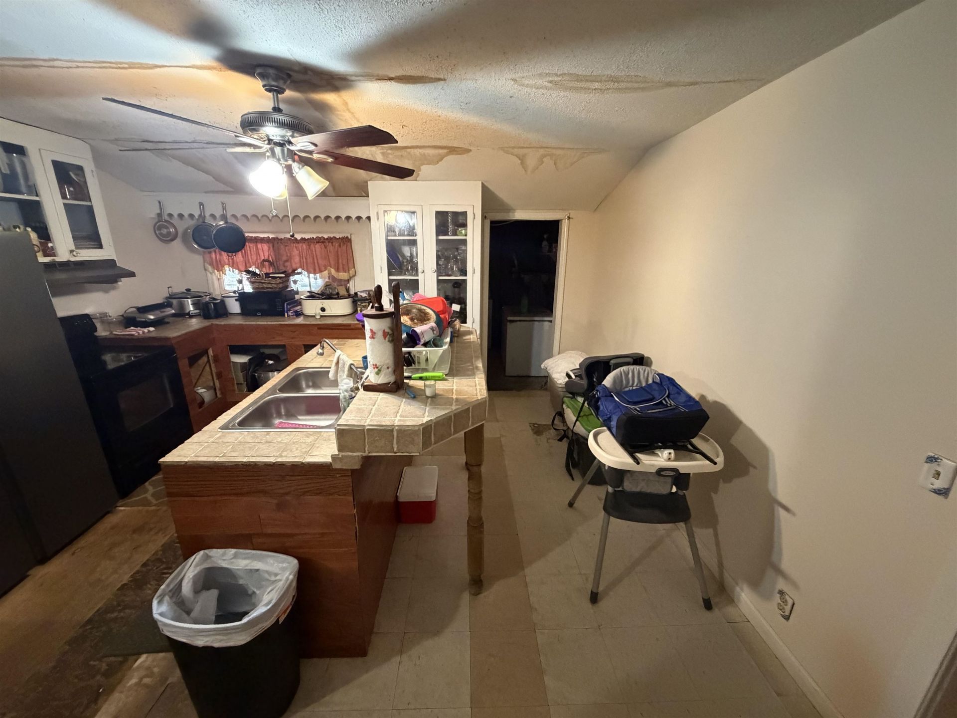 318 Wilmont St. Photo 10