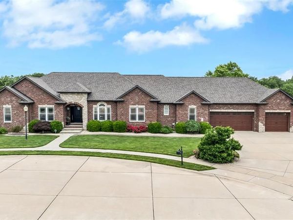 1 Brimley Court, Glen Carbon, IL 62034