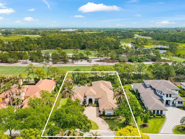 10135 SE Sandpine Lane, Hobe Sound, FL 33455