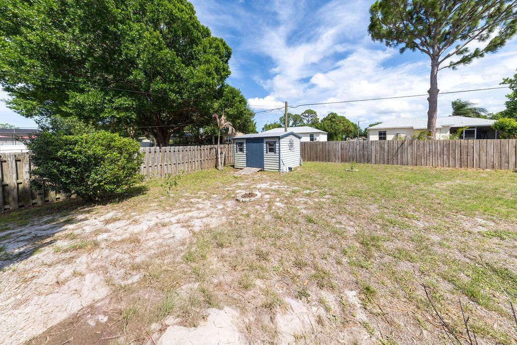 726 Tuxedo Terrace, Sebastian, FL 32958 Photo