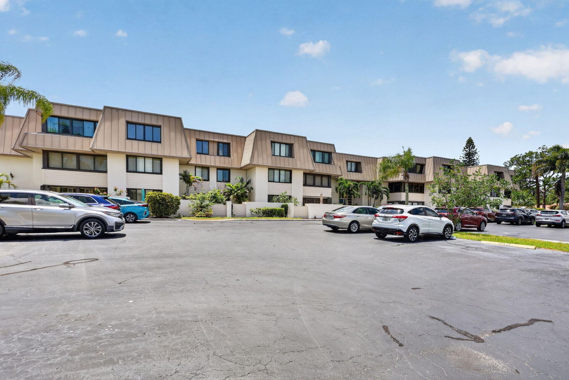 1800 SE Saint Lucie Boulevard, Unit 11-203, Stuart, FL 34996 Photo