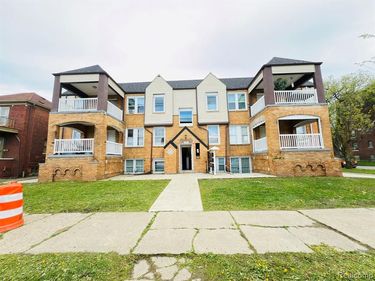 13233 La Salle Boulevard , Detroit, MI 48238