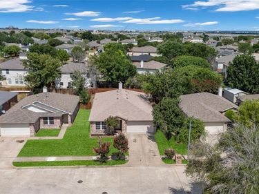 5132 Bedfordshire Drive, Fort Worth, TX 76135