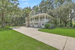417 Renau Boulevard photo 4