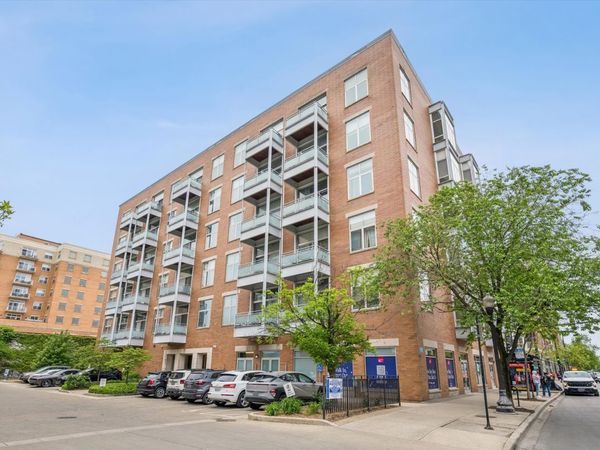 949 W Madison Street , Unit 406, Chicago, IL 60607