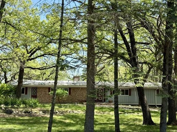 5 Saville Row, Barrington Hills, IL 60010