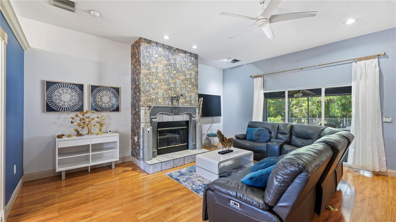 6780 Sugarbush Lane, Unit 9, Polk City, FL 33868 Photo