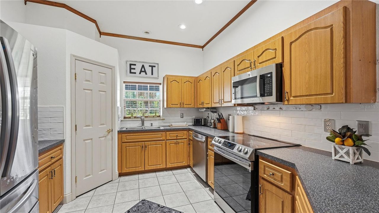 6780 Sugarbush Lane, Unit 9, Polk City, FL 33868 Photo