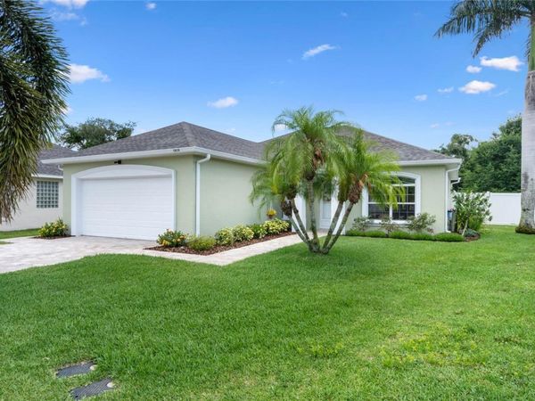 1019 ROBIN LANE, WINTER HAVEN, FL 33884
