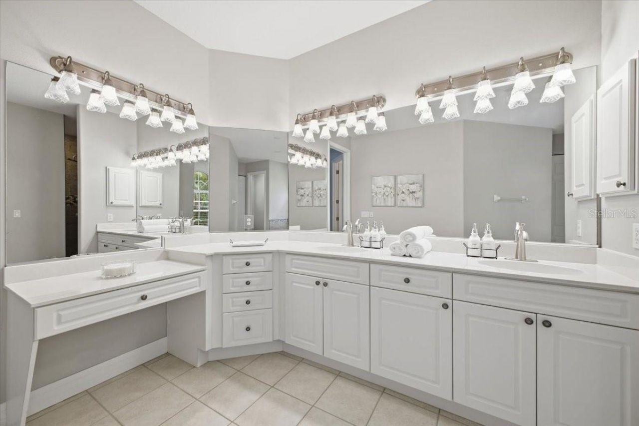 15107 3rd Drive E, Bradenton, FL 34212 Photo