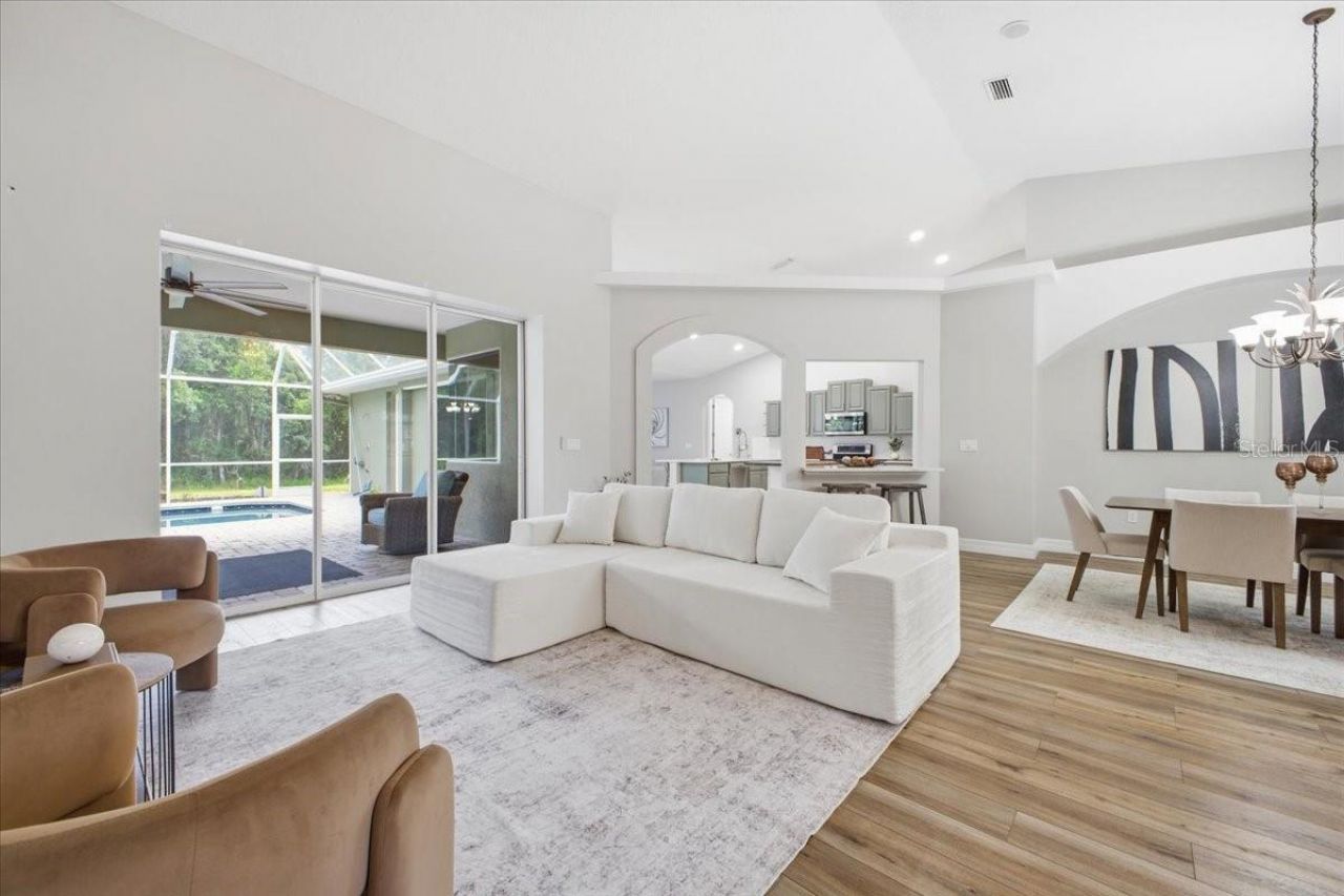 15107 3rd Drive E, Bradenton, FL 34212 Photo